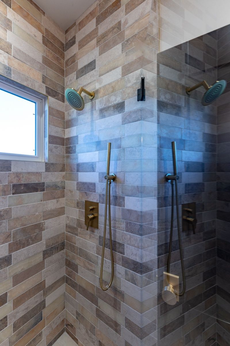 Alan Drive, Penngrove — bathroom — Sonoma Residential Services